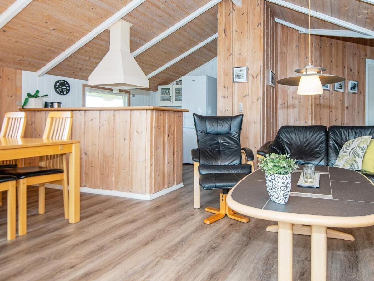 6 Person Holiday Home In R M Bolilmark Екстер'єр фото