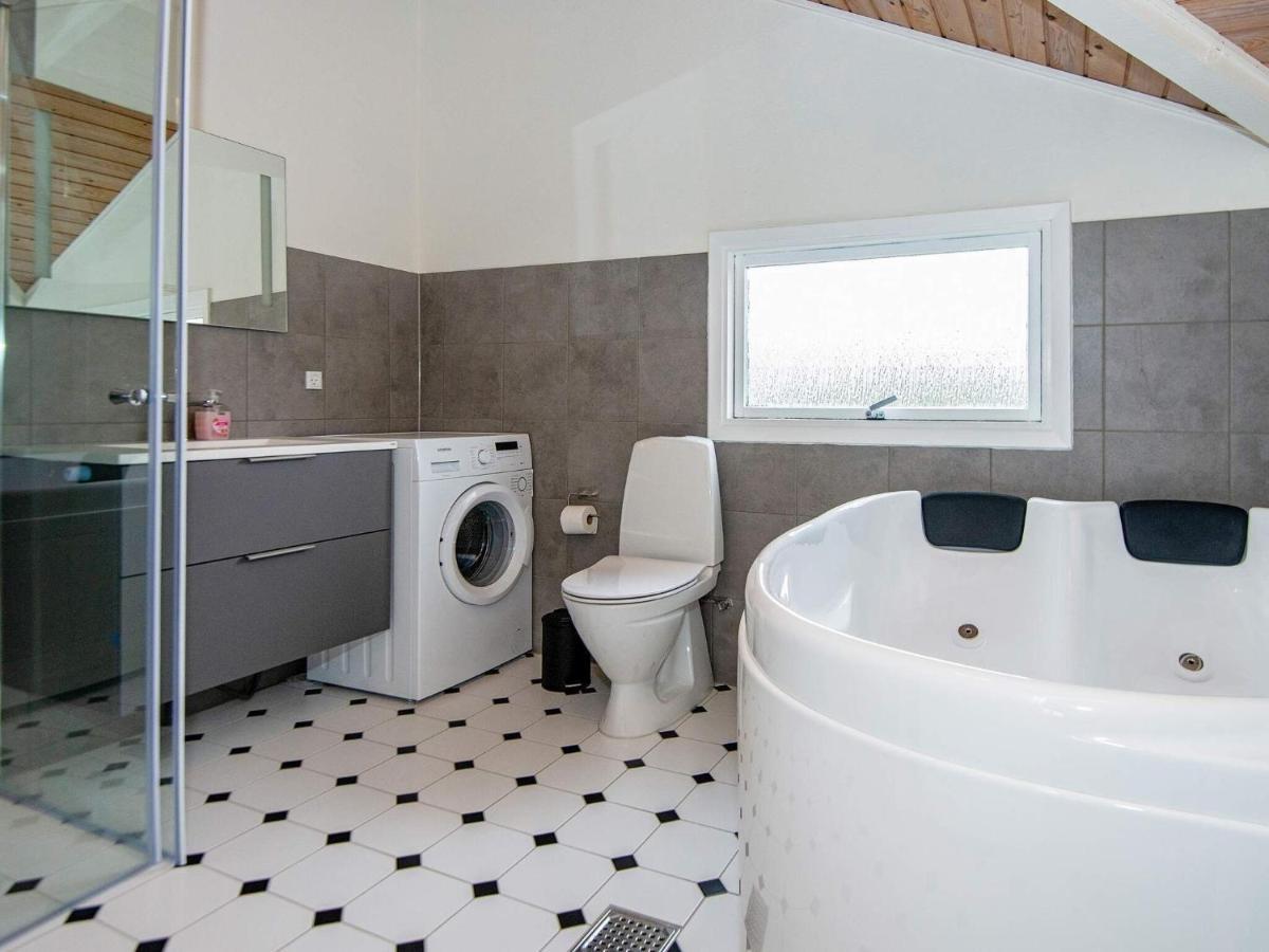 6 Person Holiday Home In R M Bolilmark Екстер'єр фото